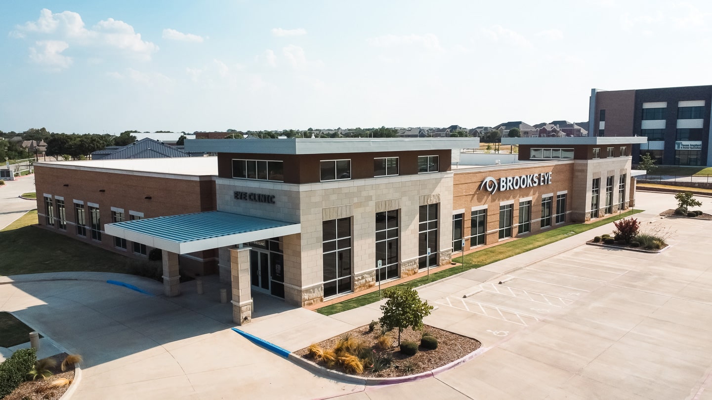 TopRated Cataract Surgeon in Plano Brooks Eye Associates